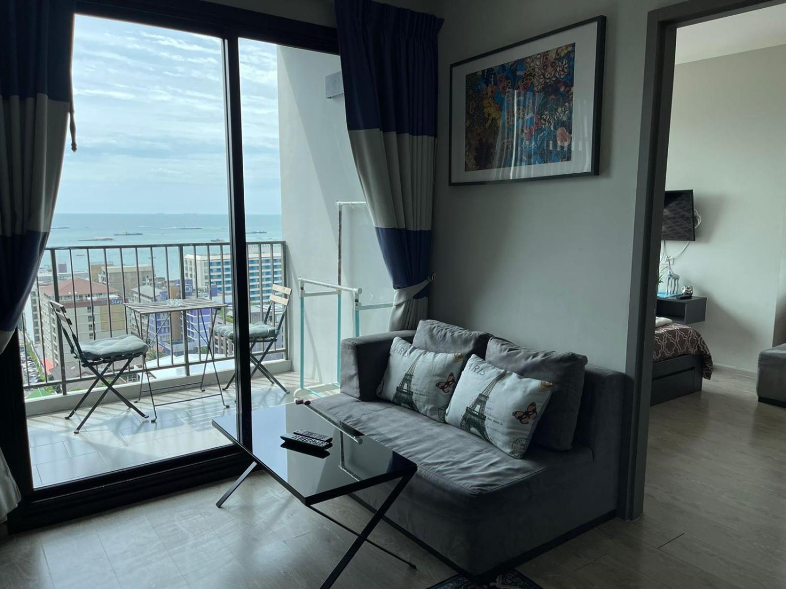 The Base Deluxe Apartment Pattaya Exterior foto