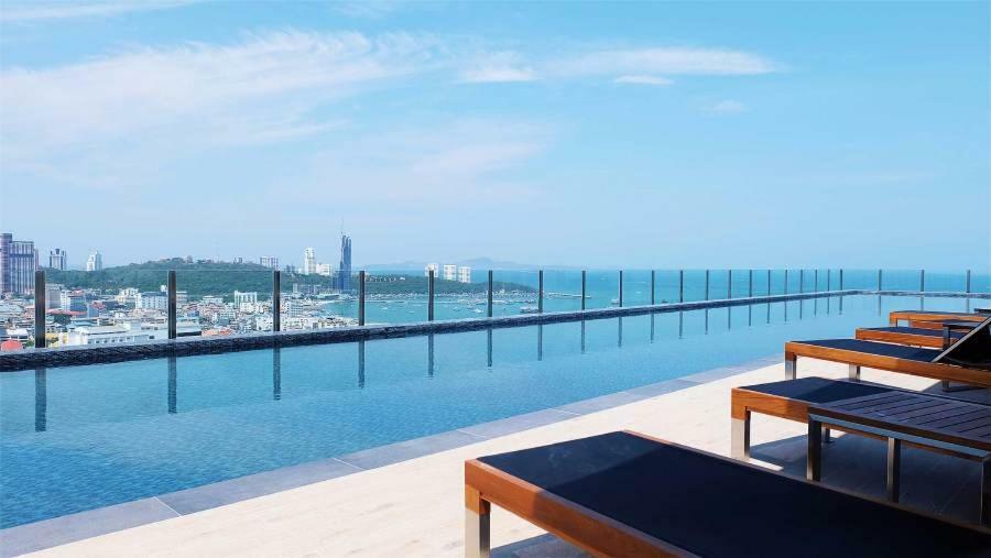 The Base Deluxe Apartment Pattaya Exterior foto