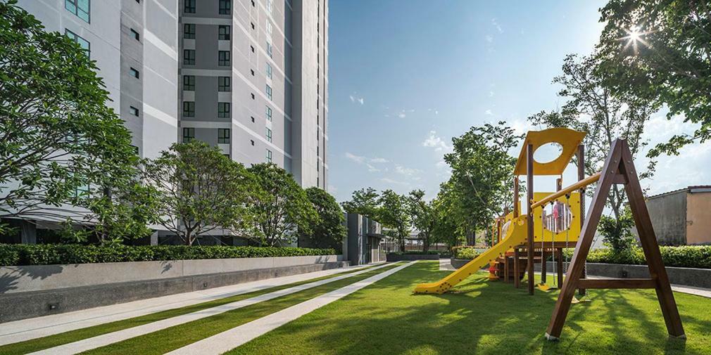 The Base Deluxe Apartment Pattaya Exterior foto